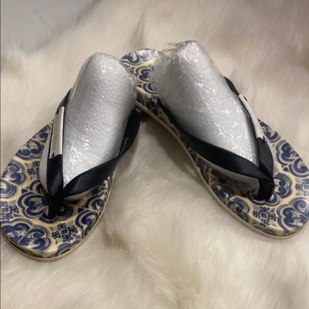 Rare Dolce & Gabbana Blue and White Flip Flops